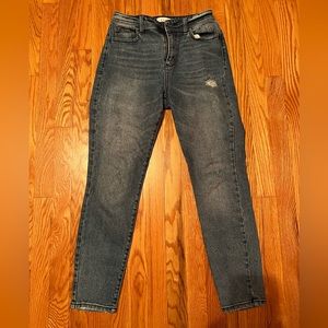 Women’s CELLO Distressed Jeans, Size 3